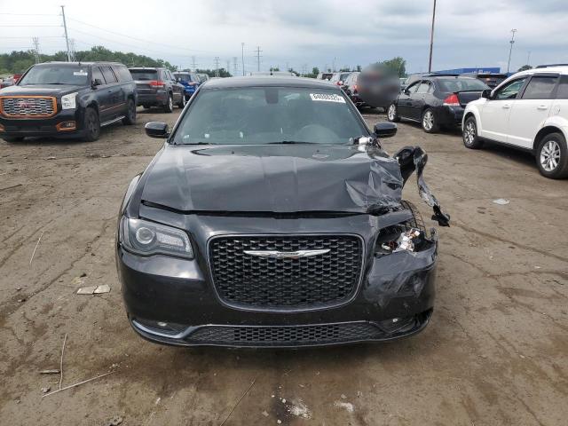  CHRYSLER 300 2017 Czarny