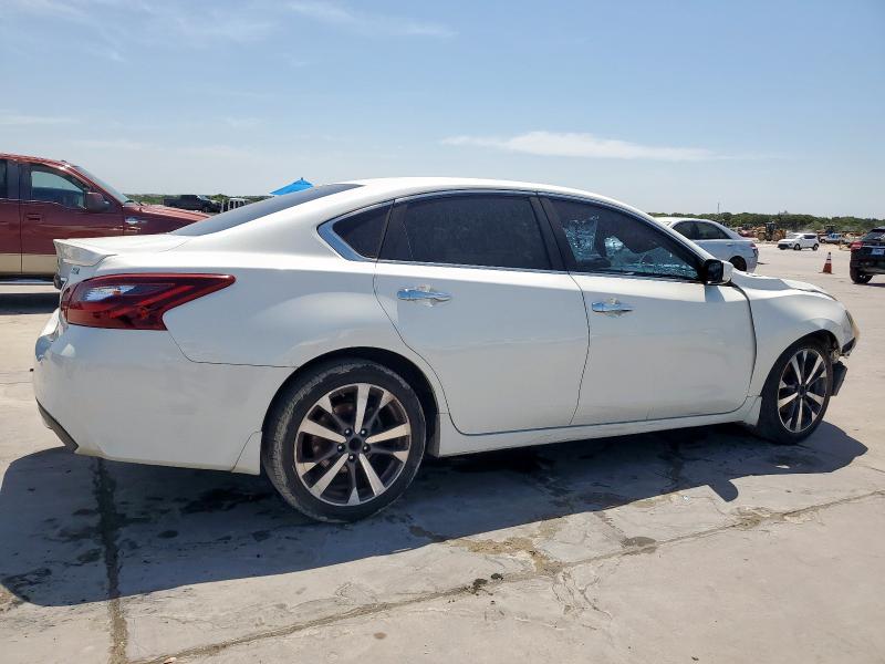  NISSAN ALTIMA 2017 Белы