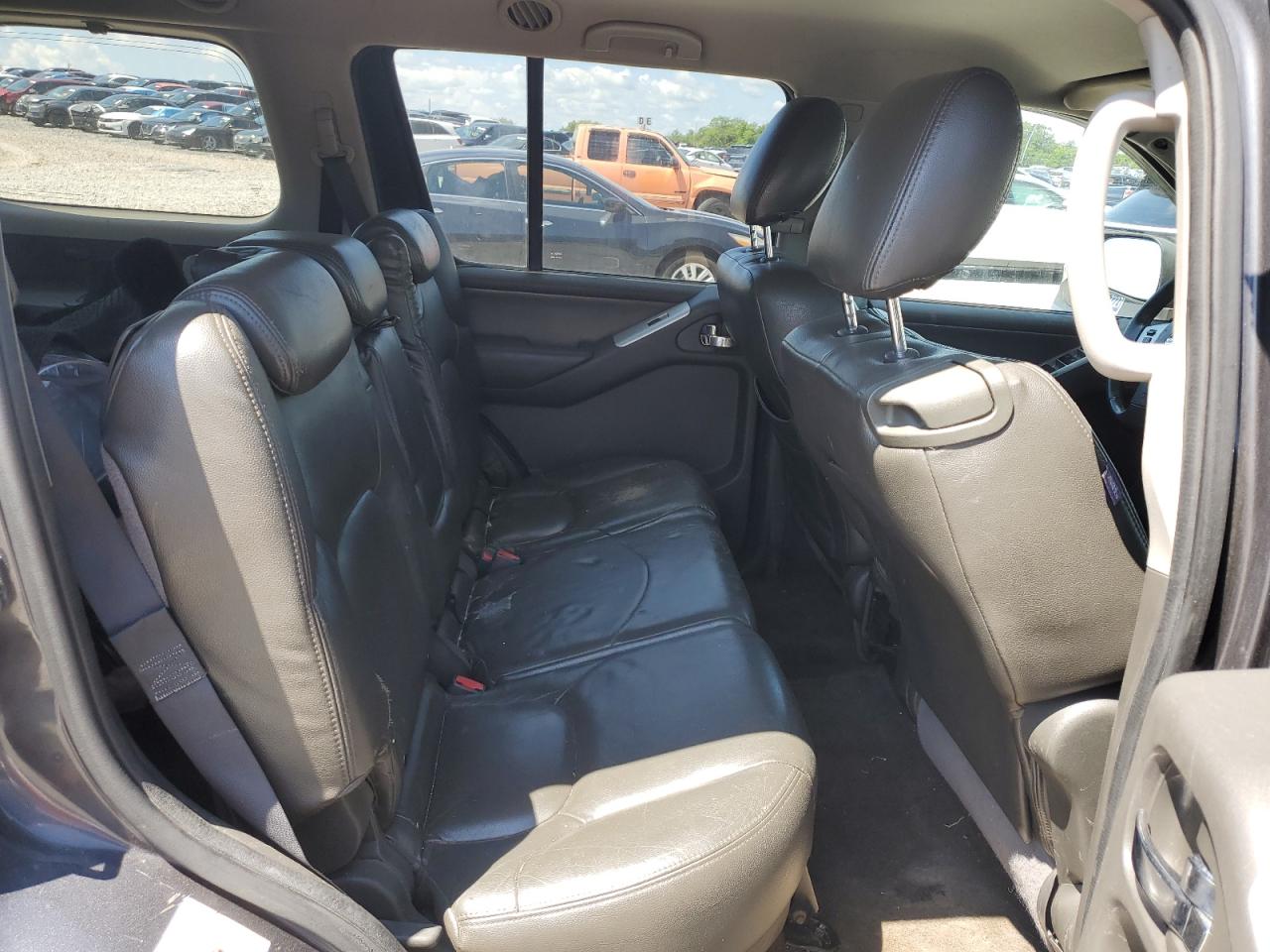 2010 Nissan Pathfinder S VIN: 5N1AR1NB6AC623211 Lot: 64636775