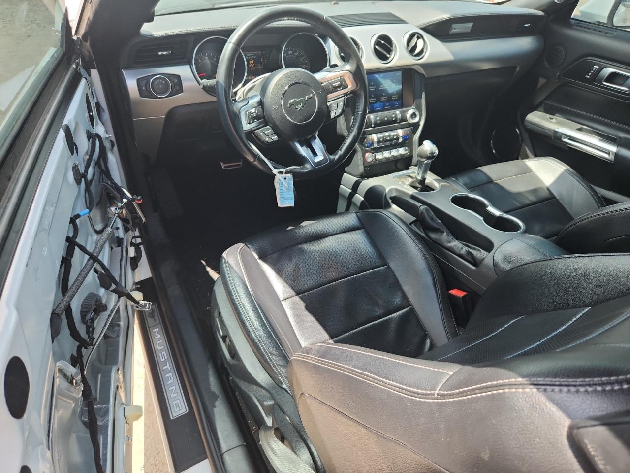 2021 Ford Mustang VIN: 1FATP8UH4M5106165 Lot: 63320955