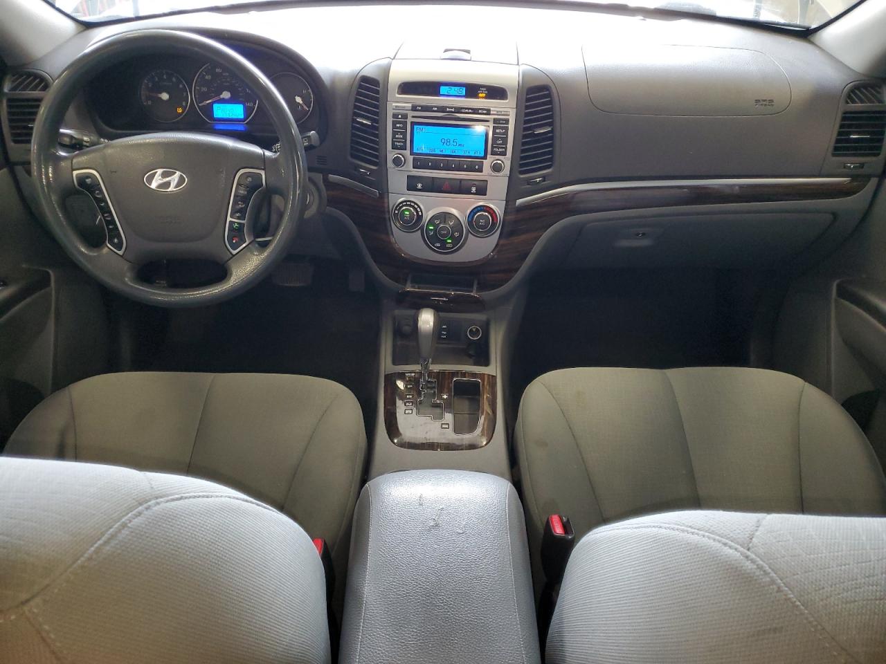2010 Hyundai Santa Fe Gls VIN: 5NMSG3AB0AH395692 Lot: 64495235