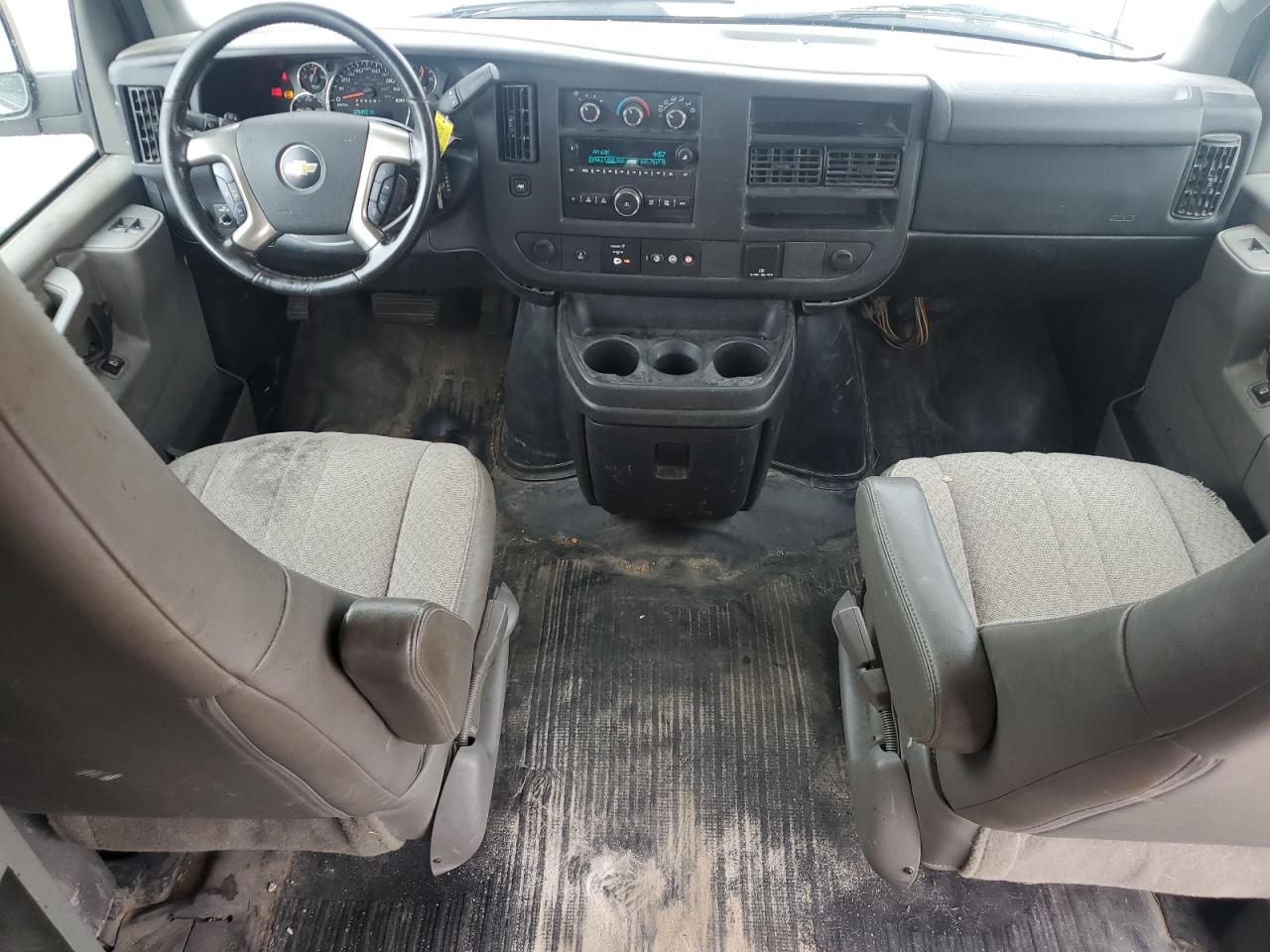 2016 Chevrolet Express G2500 VIN: 1GCWGAFFXG1339652 Lot: 64929235