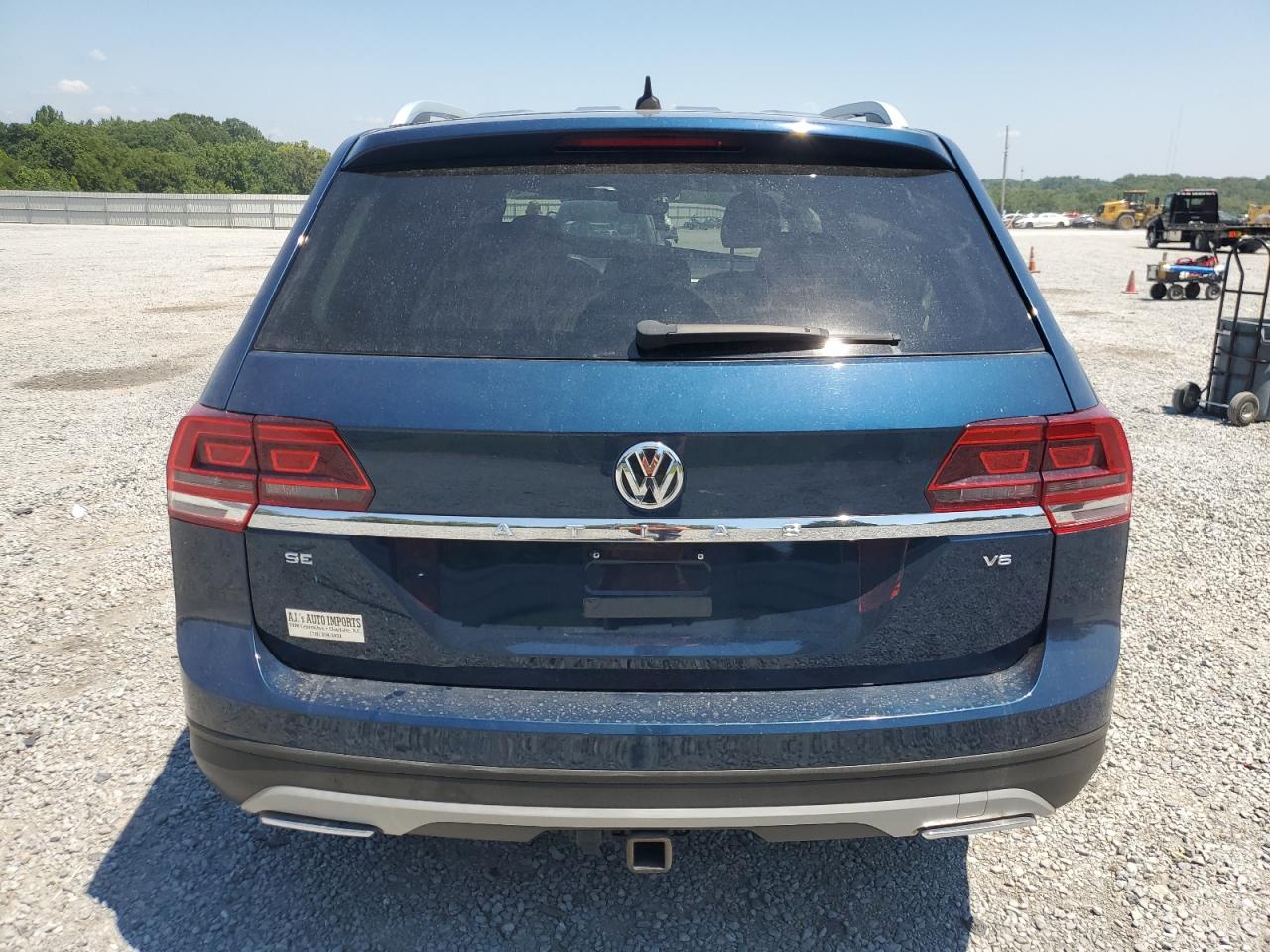 1v2wr2ca3kc511184 1V2WR2CA3KC511184 2019 Volkswagen Atlas Se