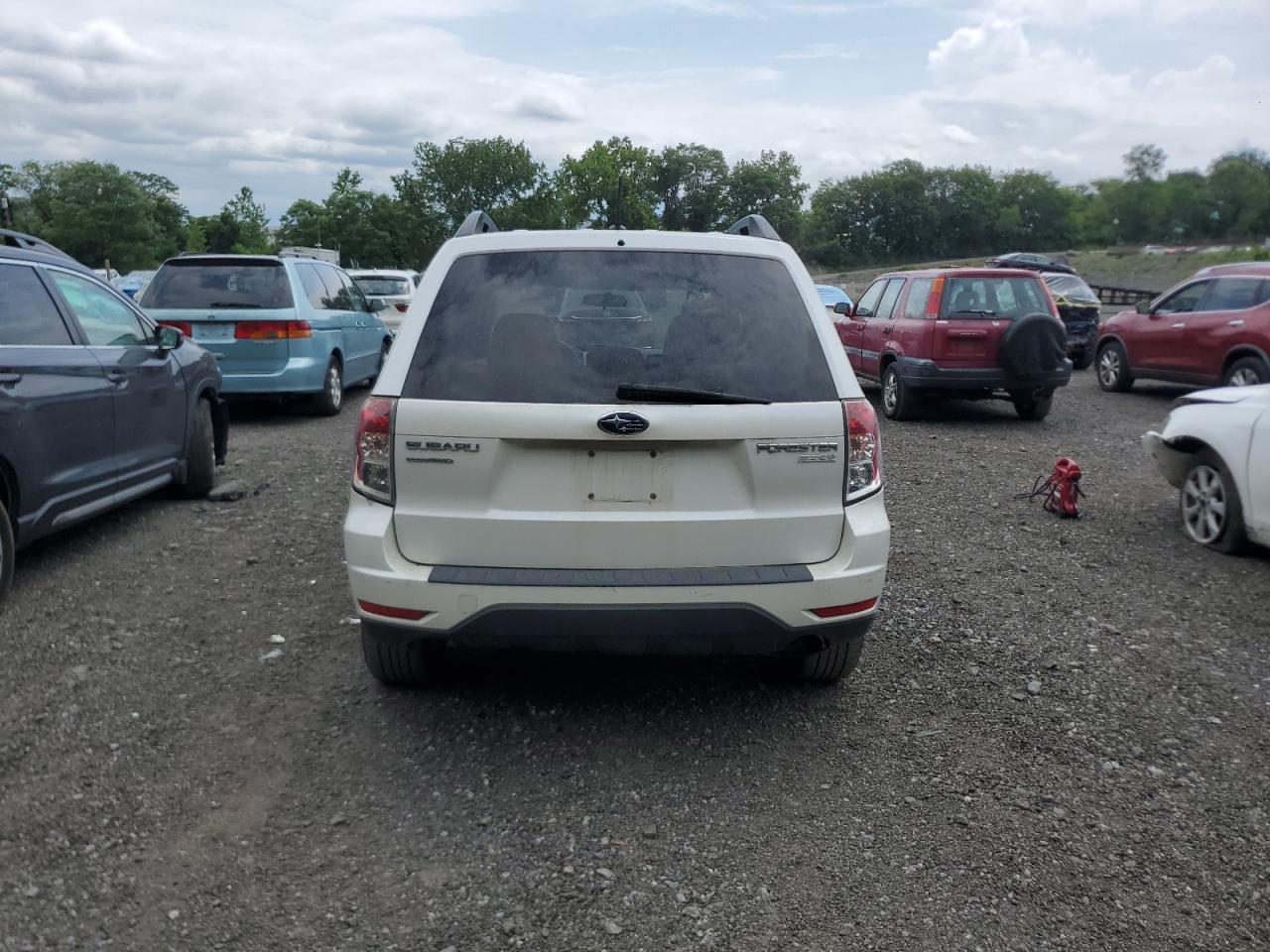 2011 Subaru Forester 2.5X Premium VIN: JF2SHADC5BH748213 Lot: 64513265