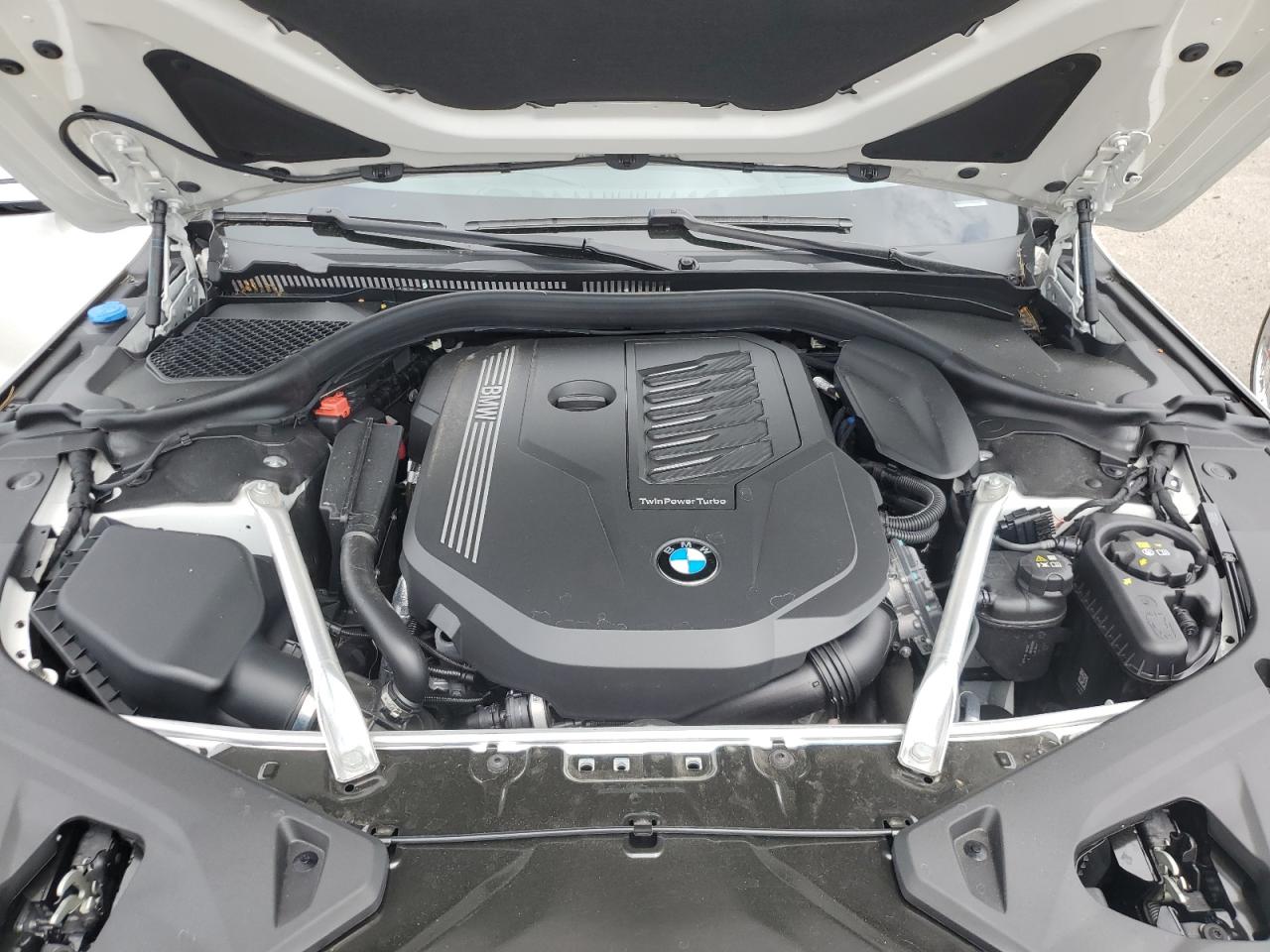 2024 BMW 840Xi VIN: WBADZ4C08RCN02225 Lot: 63132815