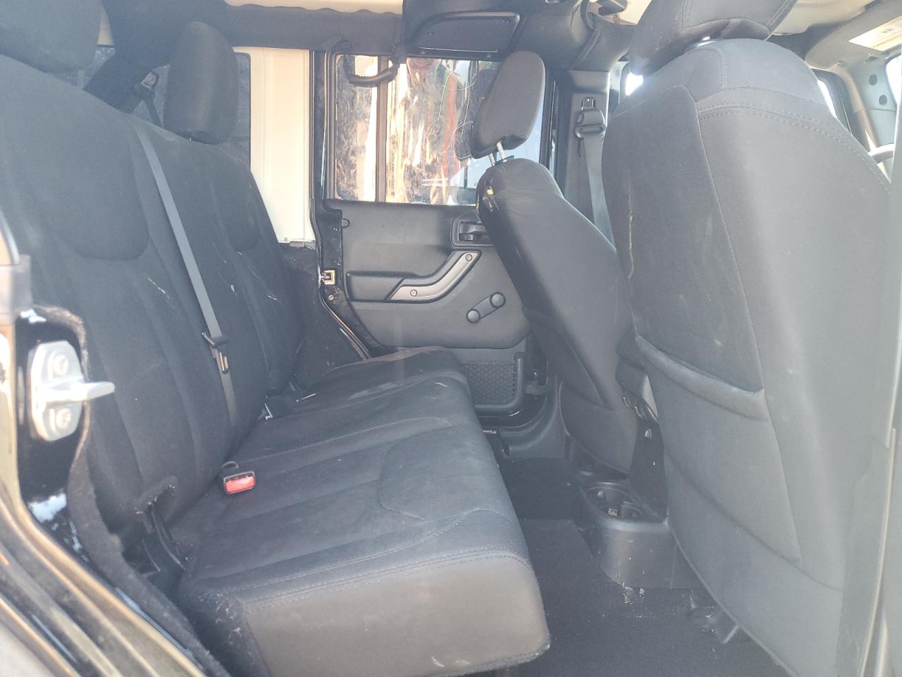 1c4bjwdg4jl805015 1C4BJWDG4JL805015 2018 Jeep Wrangler Unlimited Sport