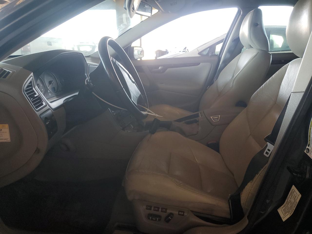 2005 Volvo S60 2.5T VIN: YV1RS592952428884 Lot: 64216895