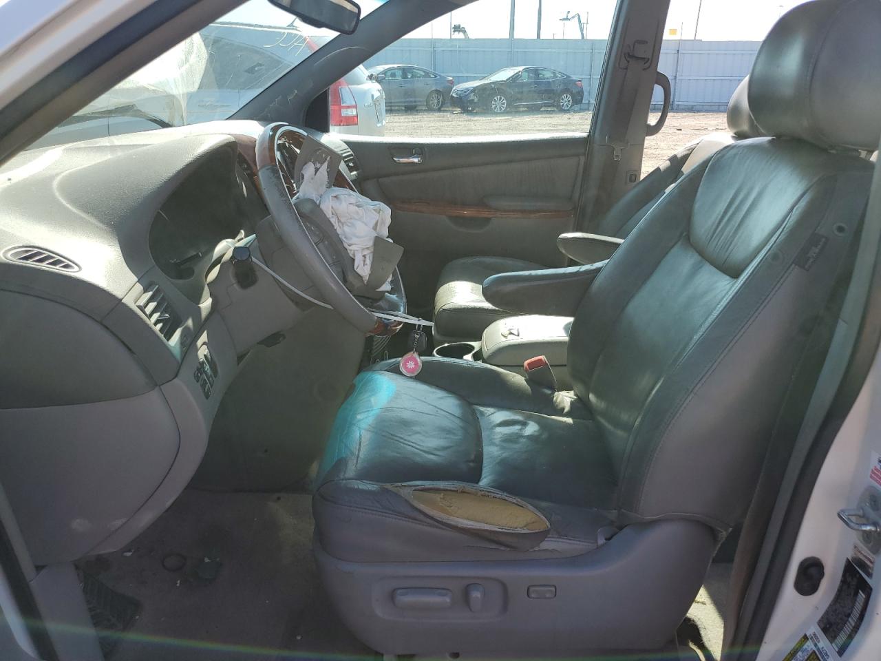 2008 Toyota Sienna Xle VIN: 5TDZK22CX8S115086 Lot: 63290525