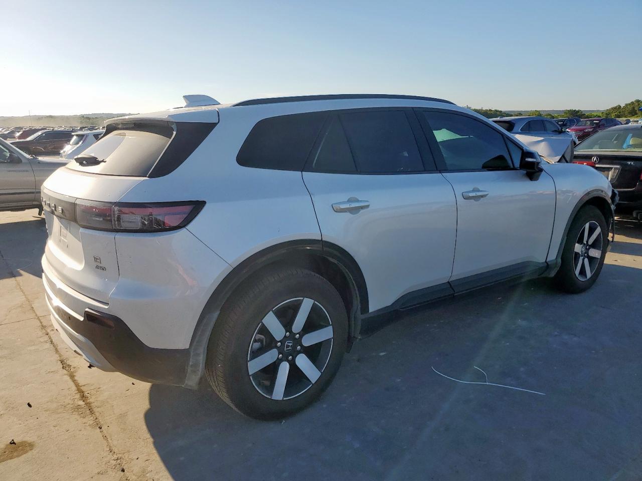 2024 Honda Prologue Tour white null electric 3GPKHXRJ4RS527372 photo #4