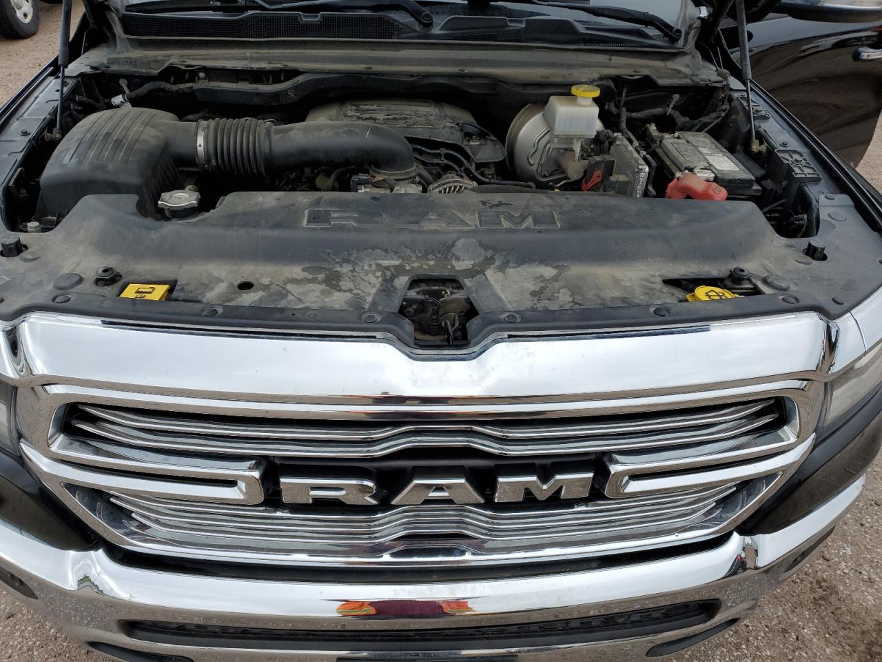 2019 Ram 1500 Laramie VIN: 1C6SRFJT4KN574902 Lot: 65145055