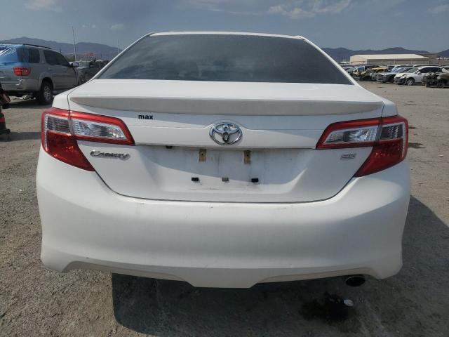 Sedans TOYOTA CAMRY 2014 Biały