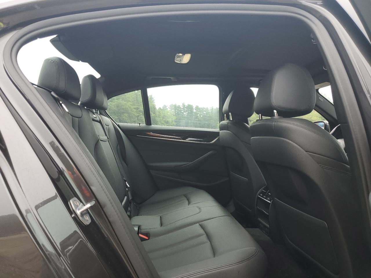 2019 BMW 530 Xi VIN: WBAJA7C59KG910013 Lot: 63036335