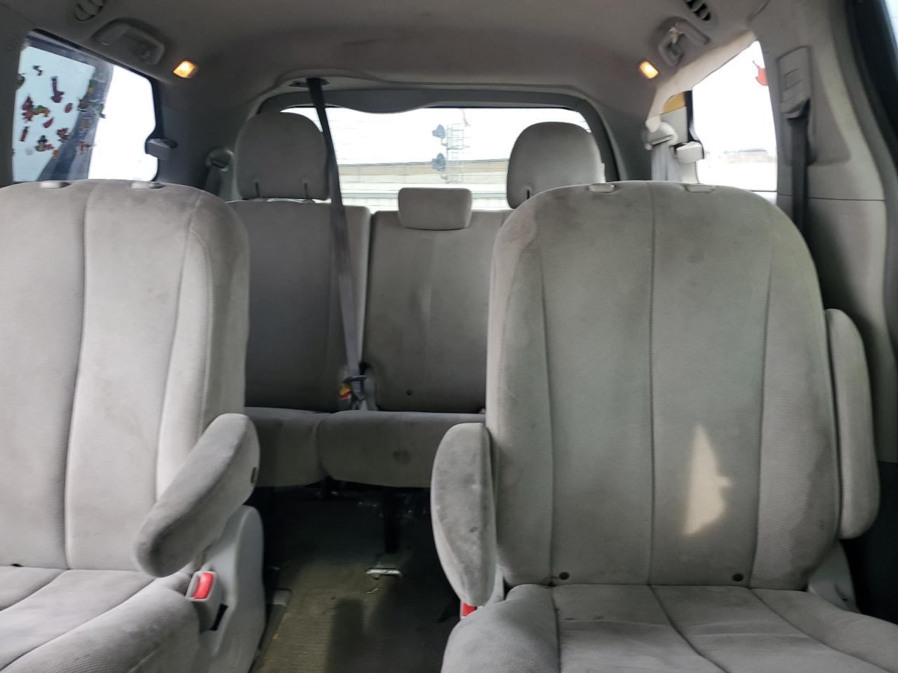 2011 Toyota Sienna Base VIN: 5TDKA3DC7BS002582 Lot: 65008045