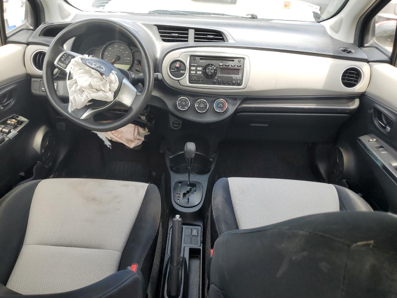 2012 Toyota Yaris VIN: JTDKTUD37CD527820 Lot: 64267575