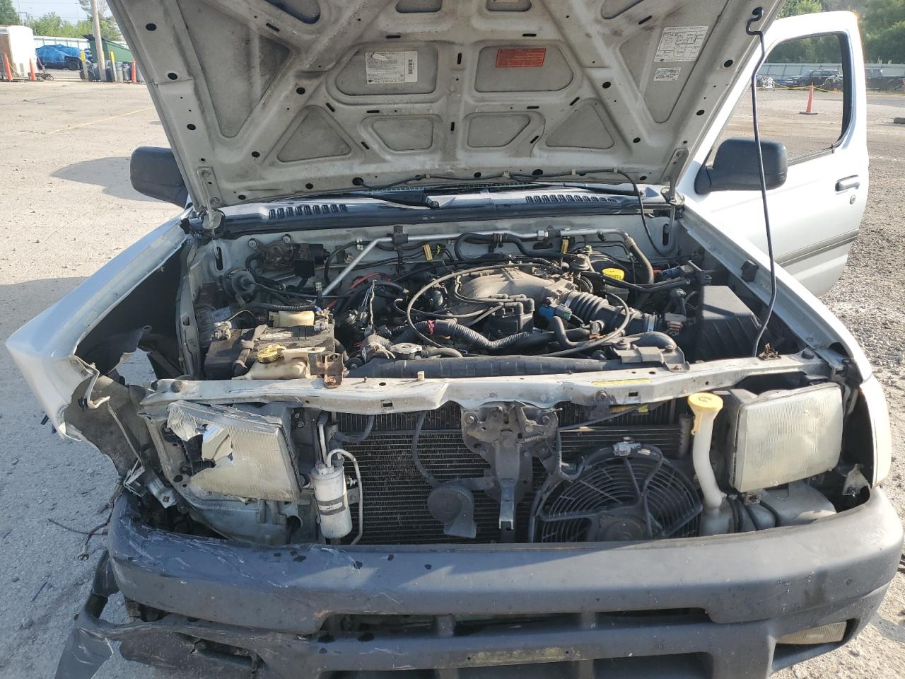 2000 Nissan Xterra Xe VIN: 5N1ED28Y8YC513714 Lot: 64658645