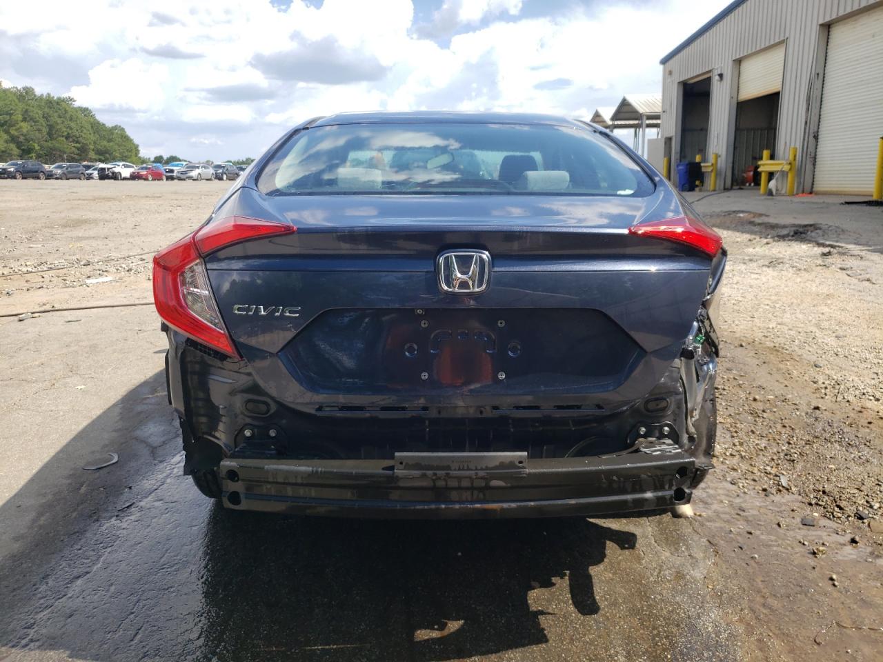 2018 Honda Civic Lx VIN: 19XFC2F55JE011181 Lot: 64937005