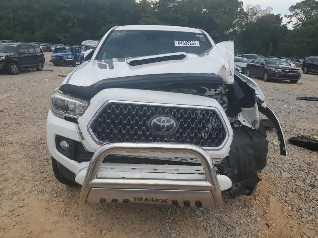  TOYOTA TACOMA 2018 Белы