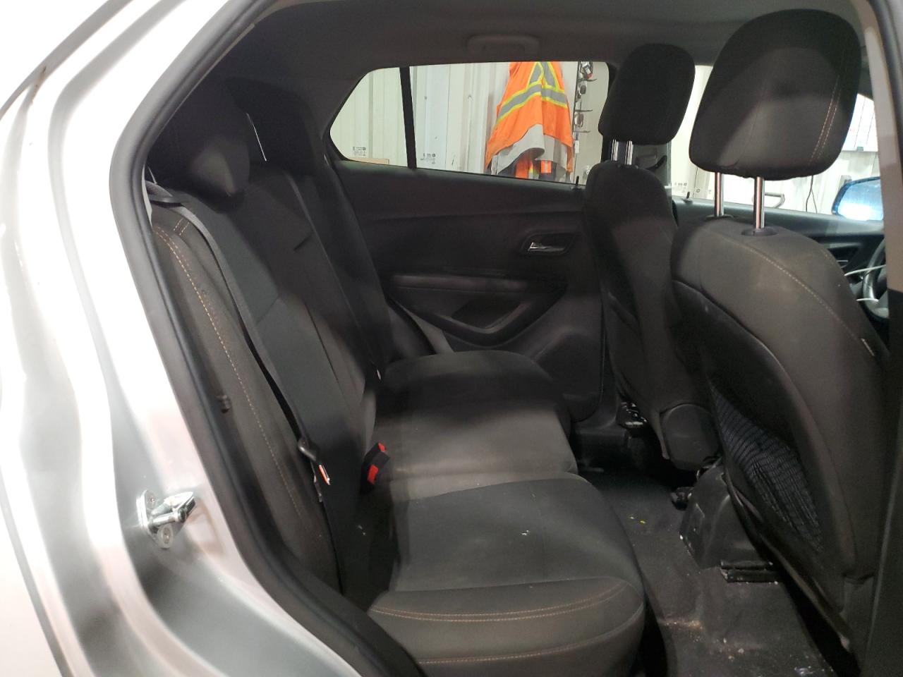 2021 Chevrolet Trax Ls VIN: KL7CJNSB1MB301194 Lot: 64789975