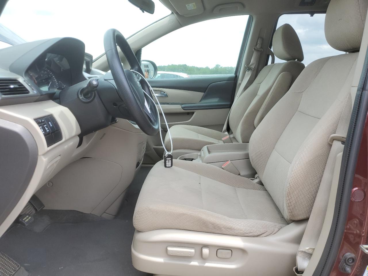2016 Honda Odyssey Se VIN: 5FNRL5H32GB122073 Lot: 64677075