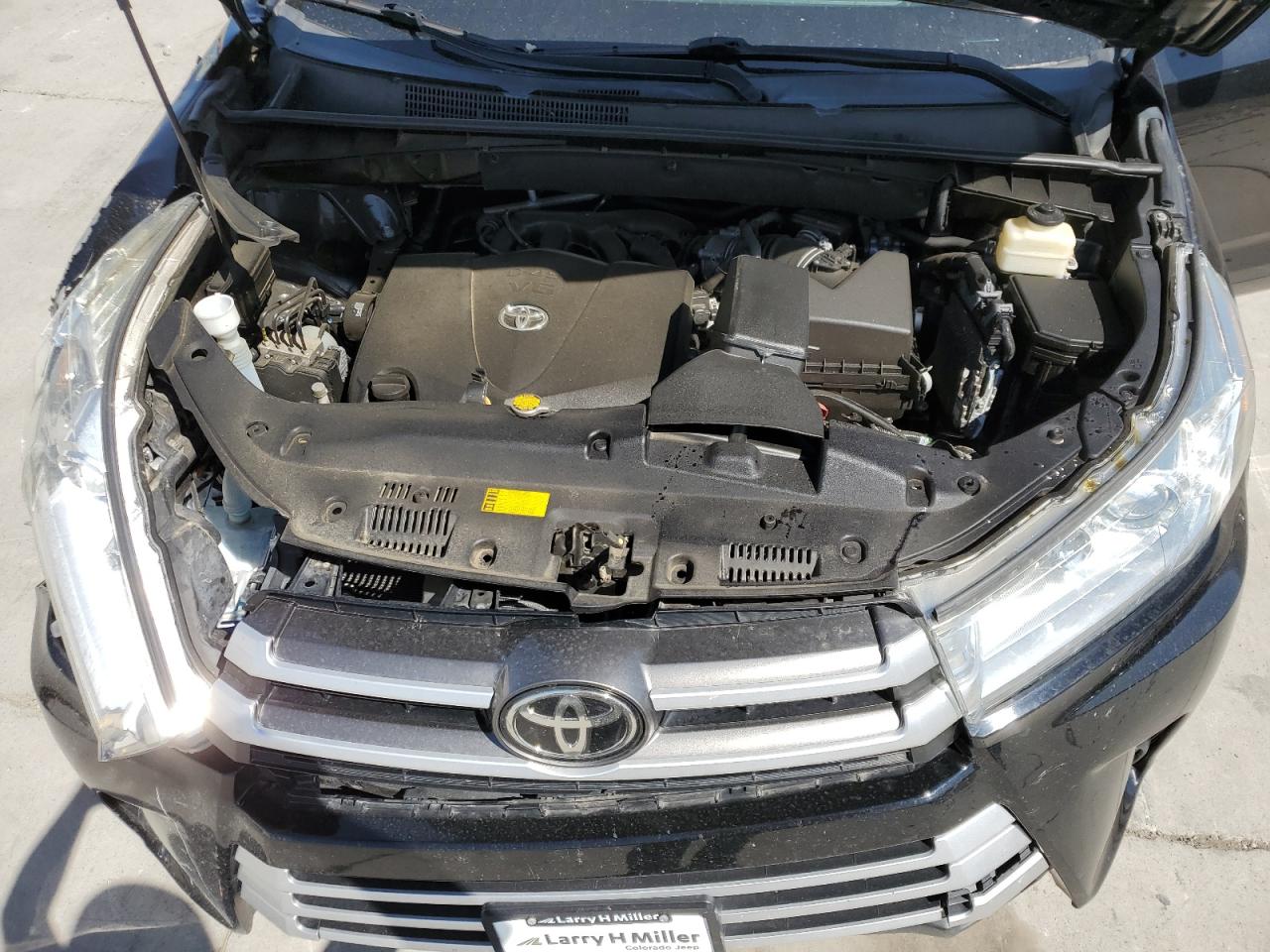 2017 Toyota Highlander Se VIN: 5TDJZRFH6HS396732 Lot: 64037685