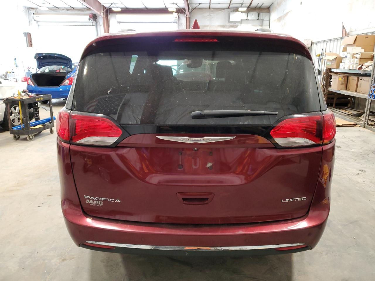 2017 Chrysler Pacifica Limited VIN: 2C4RC1GG8HR545274 Lot: 65077465