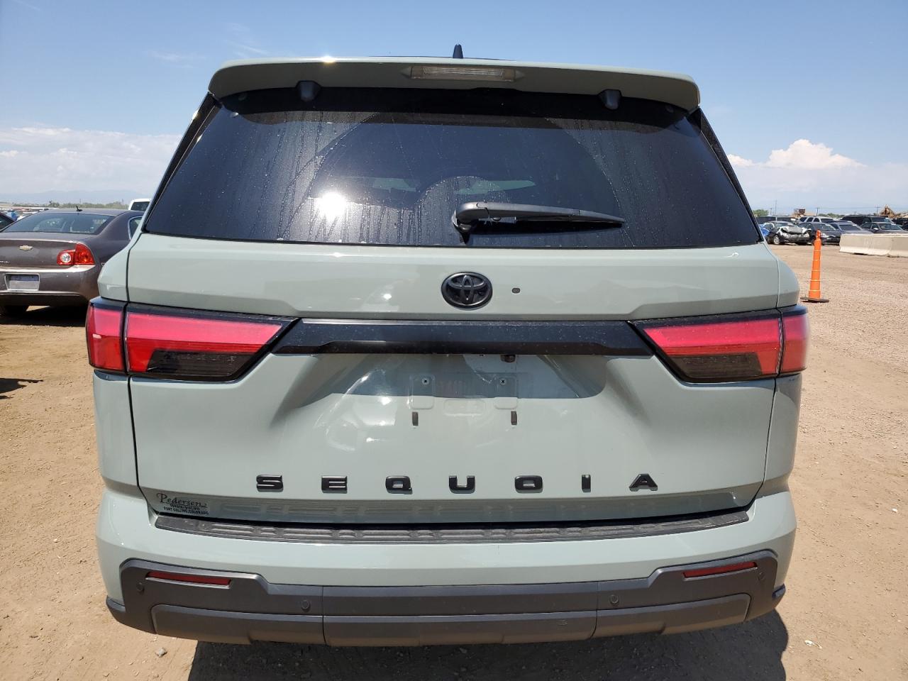 2024 Toyota Sequoia Sr5 VIN: 7SVAAABA4RX040184 Lot: 64586045