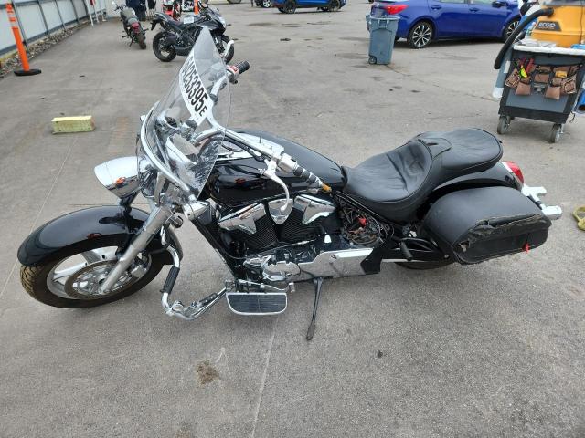2011 HONDA VT1300 CT  