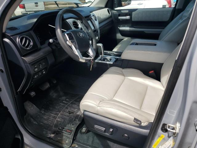 Pickups TOYOTA TUNDRA 2018 Szary
