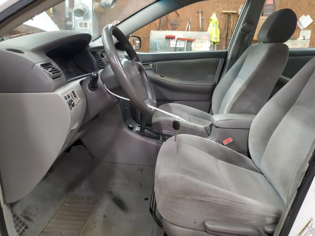 2005 Toyota Corolla Ce VIN: 2T1BR32E25C490866 Lot: 64979025