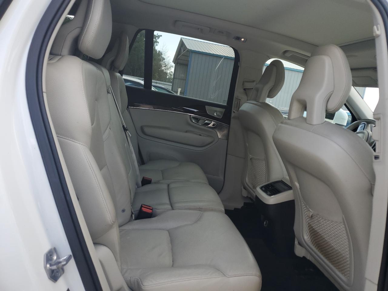 2017 Volvo Xc90 T6 VIN: YV4A22PK8H1141113 Lot: 64382545