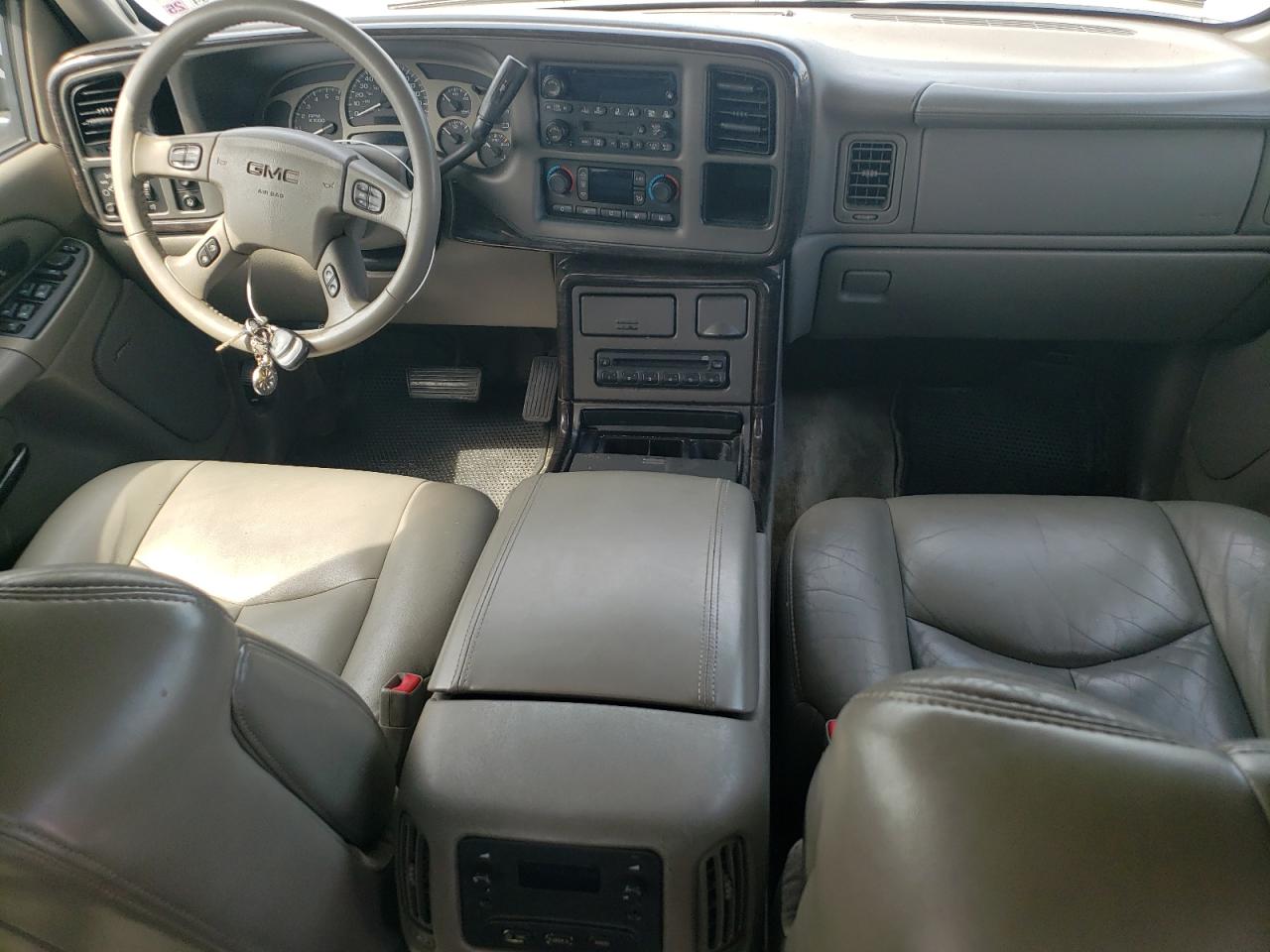 2005 GMC Sierra K1500 Denali VIN: 2GTEK63N751184388 Lot: 65158035
