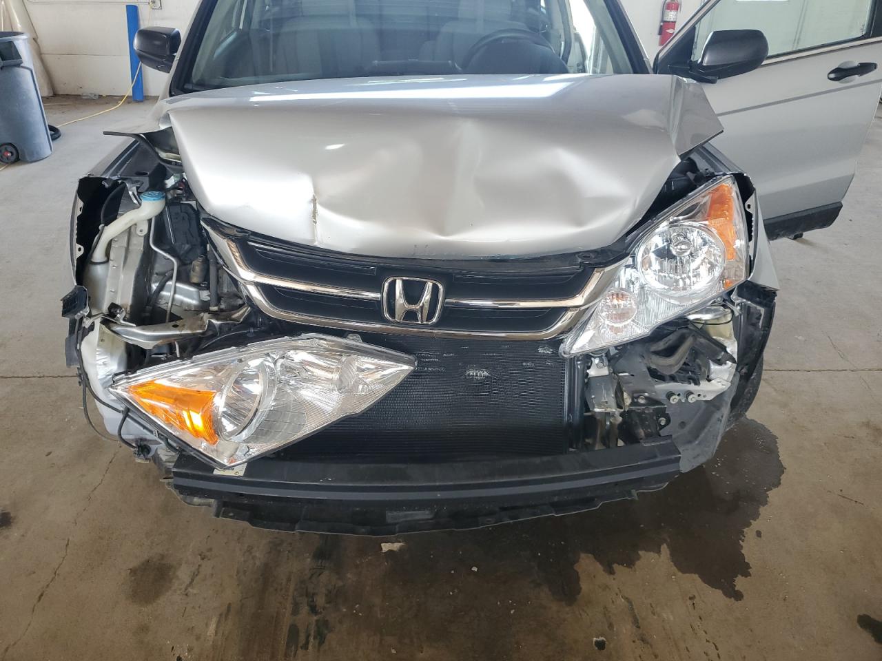 2010 Honda Cr-V Lx VIN: 3CZRE3H3XAG703654 Lot: 65995605