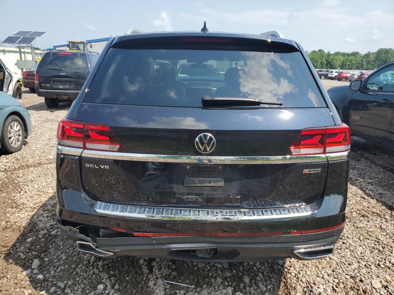 2022 Volkswagen Atlas Sel VIN: 1V2BR2CA1NC560810 Lot: 63440665