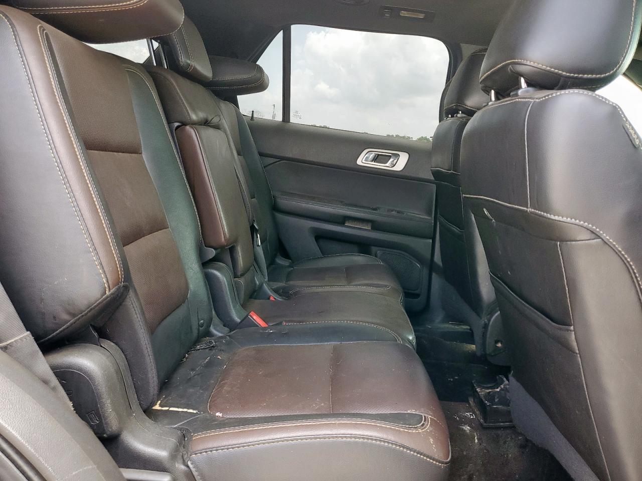 2015 Ford Explorer Sport VIN: 1FM5K8GT2FGA69217 Lot: 63090435