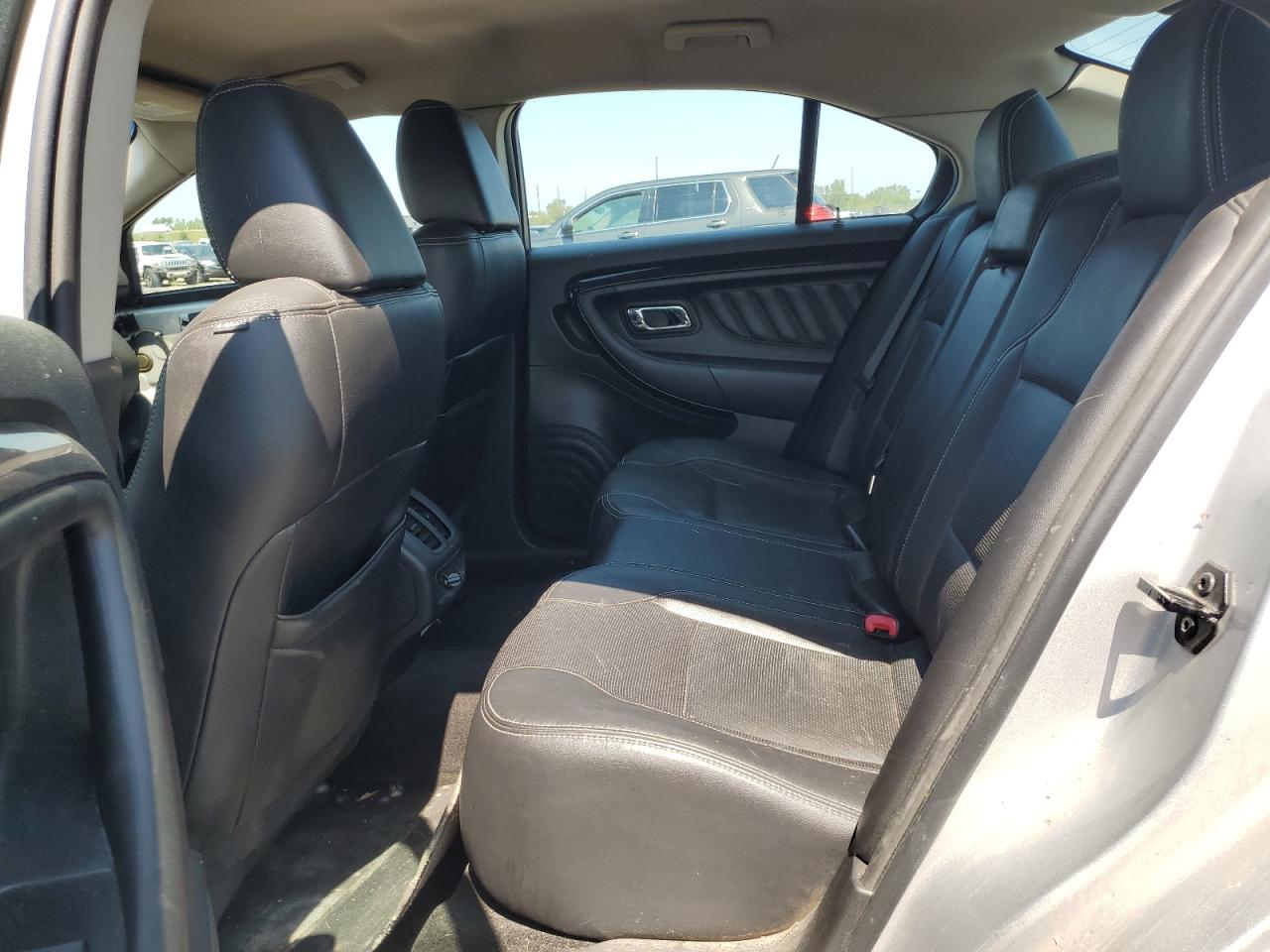 2011 Ford Taurus Limited VIN: 1FAHP2FW0BG181946 Lot: 66258425