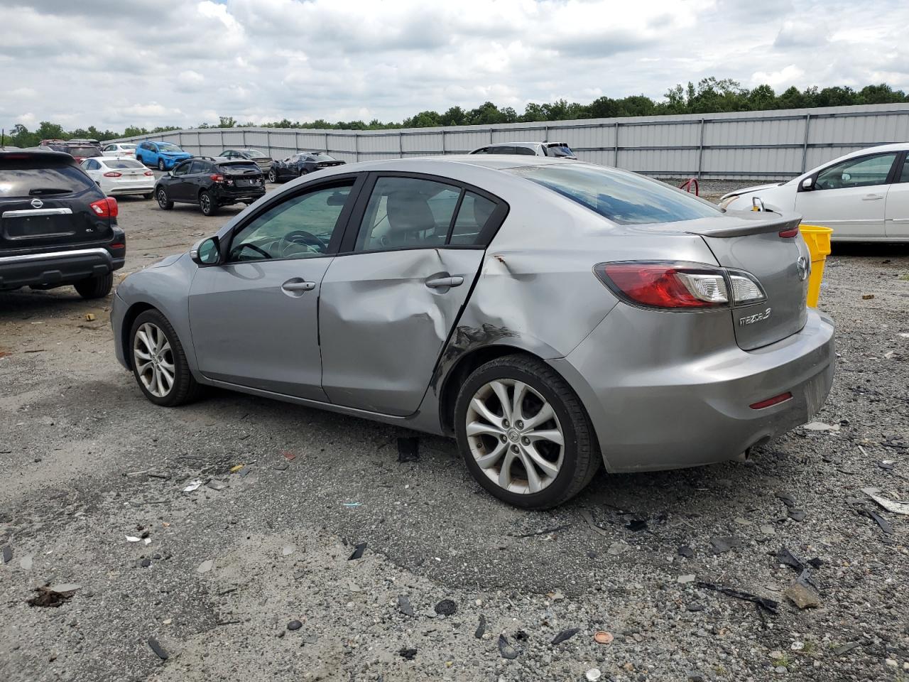 2010 Mazda 3 S JM1BL1S57A1191989 photo #3