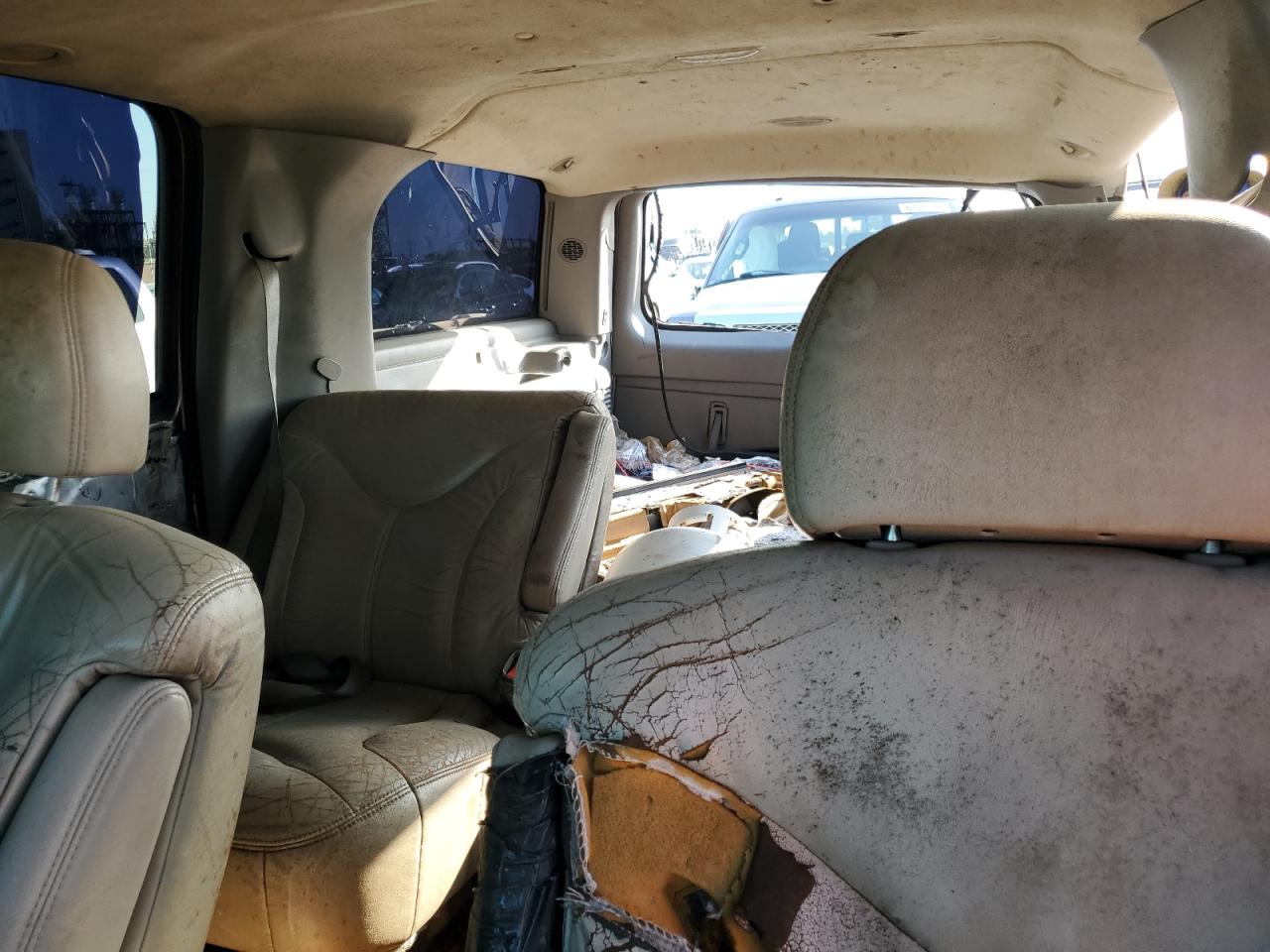 2002 GMC Yukon Xl C1500 VIN: 1GKEC16Z42J158660 Lot: 63783995