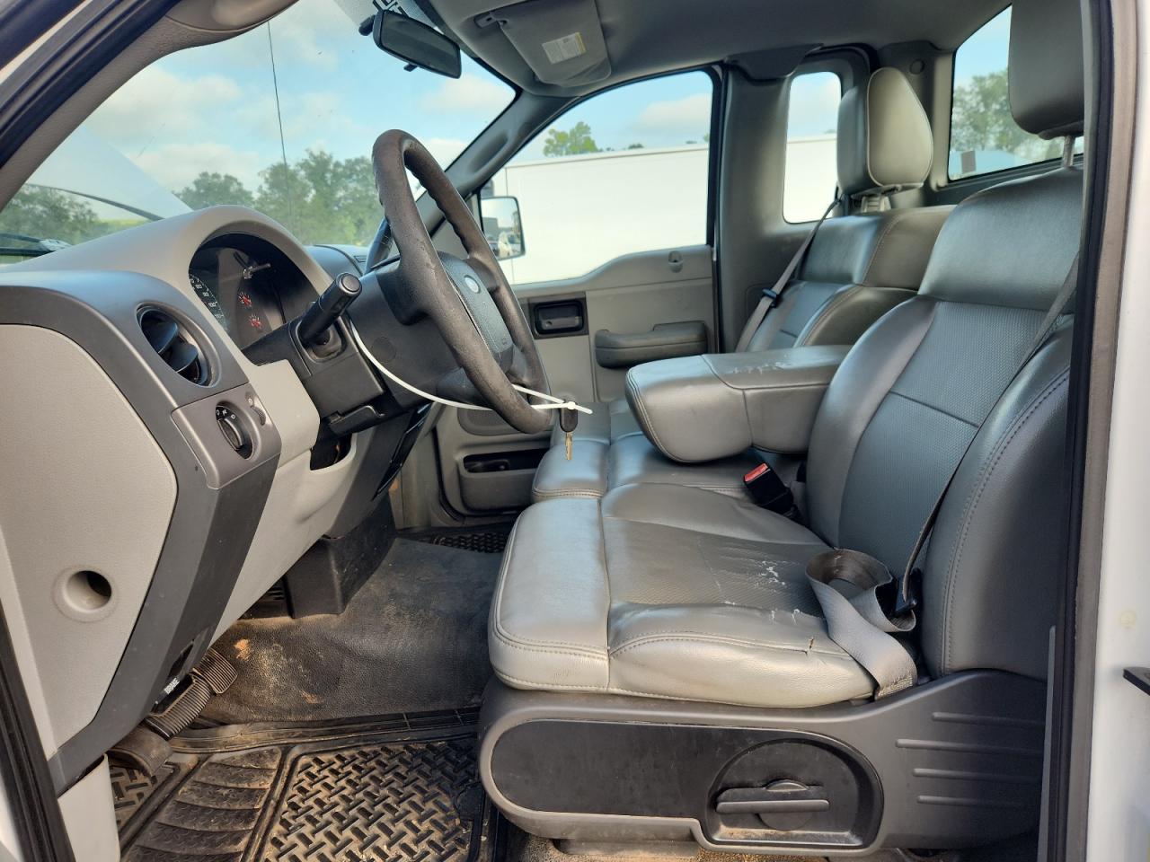 2006 Ford F150 VIN: 1FTRF12256NA03403 Lot: 65040555