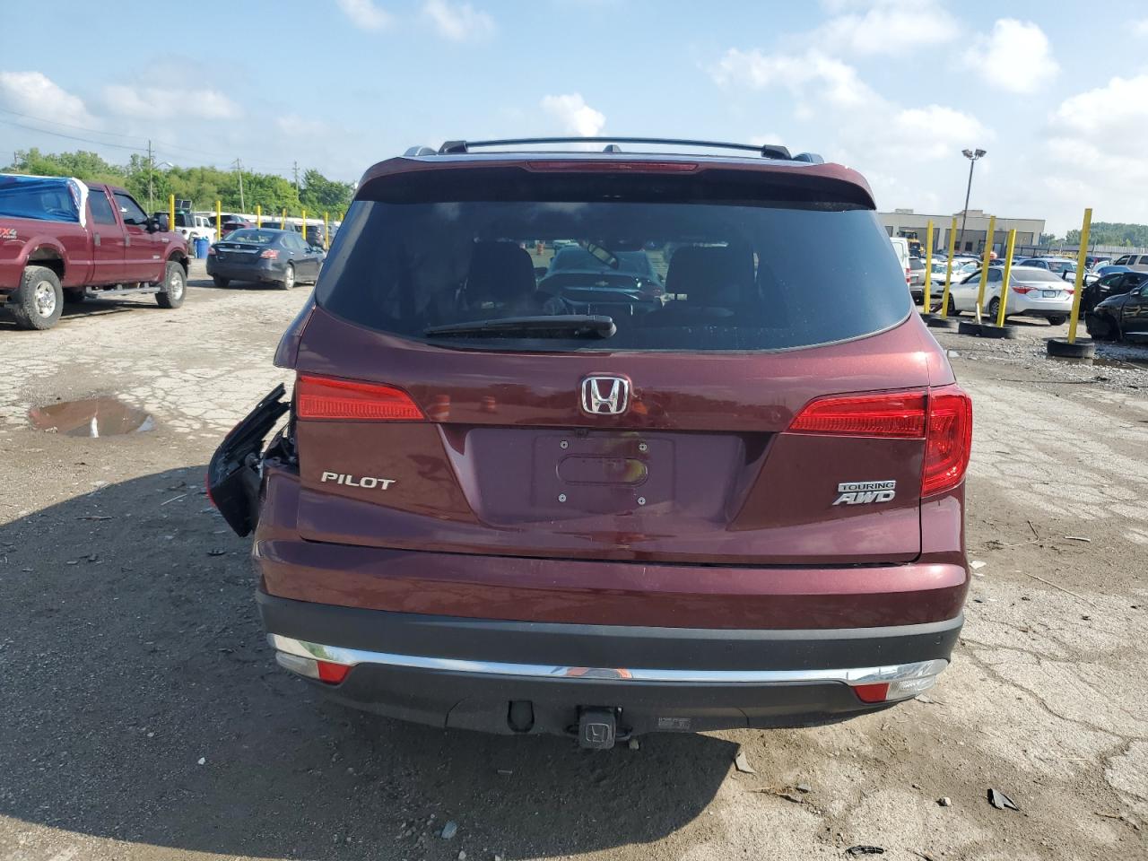2018 Honda Pilot Touring VIN: 5FNYF6H94JB017376 Lot: 64742465