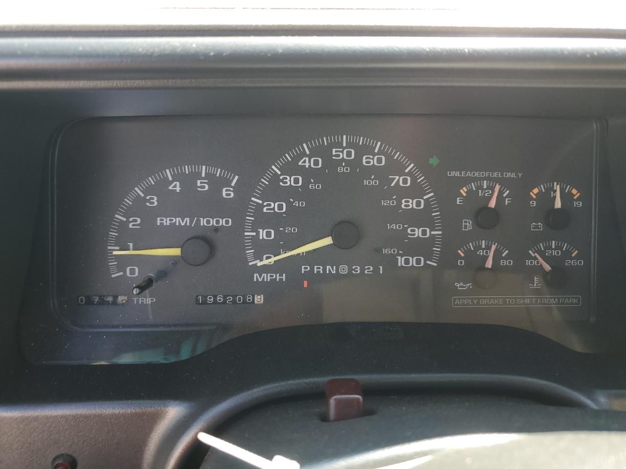 1999 Chevrolet Tahoe K1500 VIN: 1GNEK13R0XJ361210 Lot: 65560725