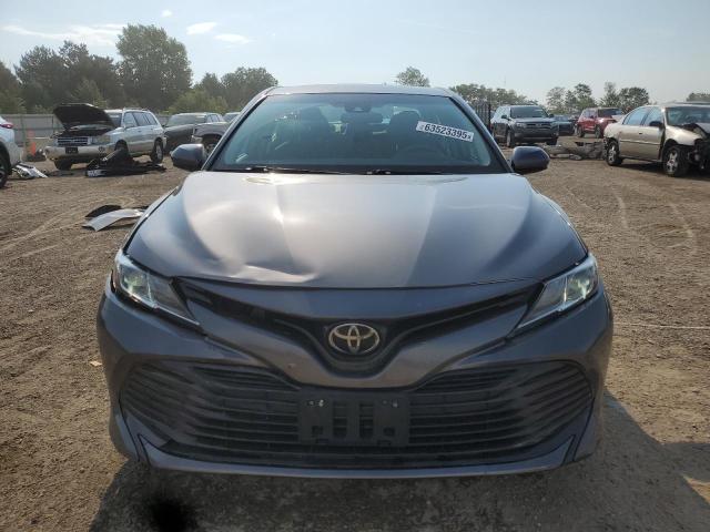  TOYOTA CAMRY 2018 Szary