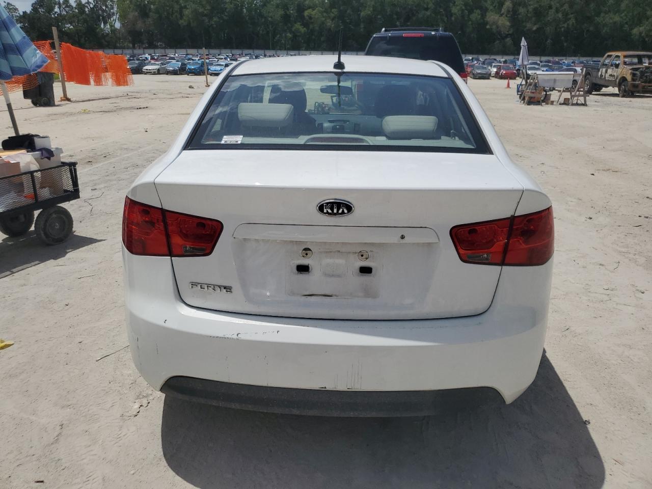 knaft4a28d5648961 KNAFT4A28D5648961 2013 Kia Forte Lx