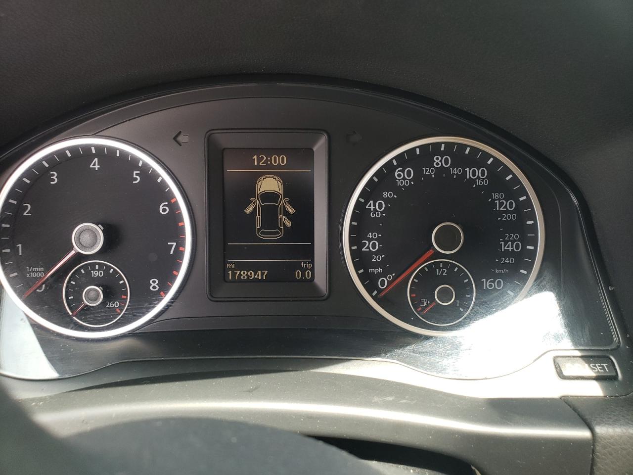 2015 Volkswagen Tiguan S VIN: WVGBV7AX1FW560674 Lot: 66693585