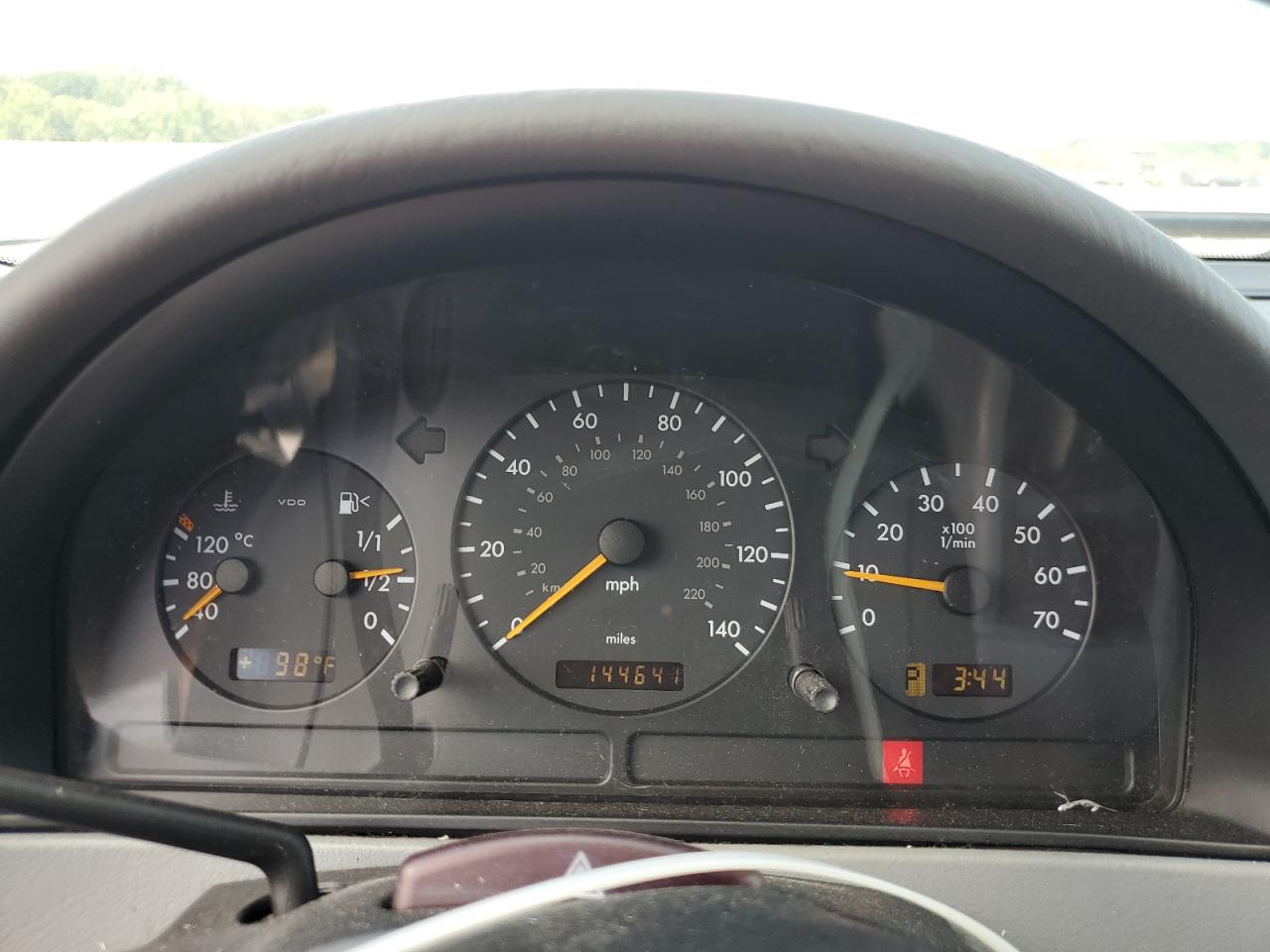 2000 Mercedes-Benz Ml 320 VIN: 4JGAB54E5YA195189 Lot: 66777365