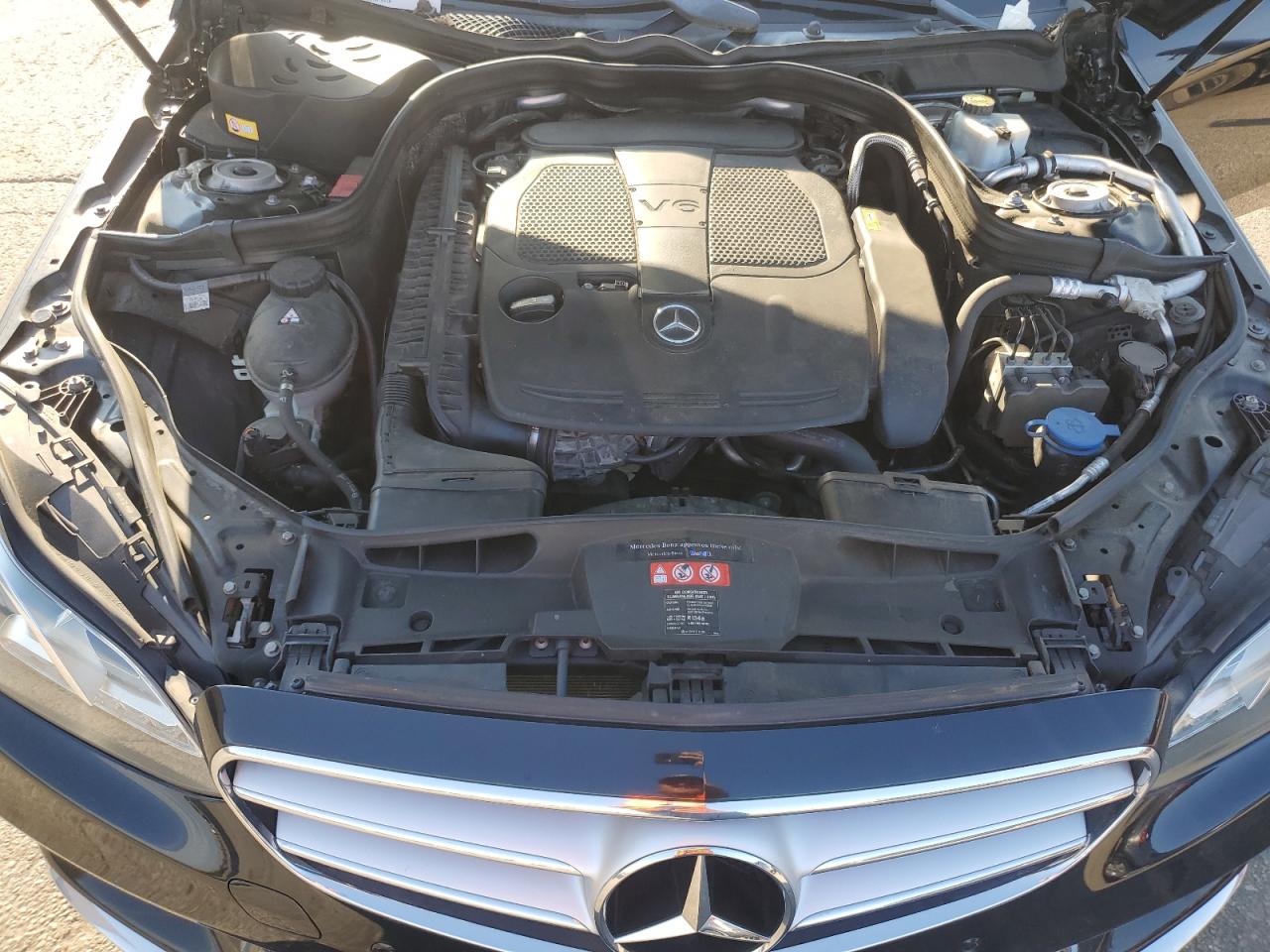 2014 Mercedes-Benz E 350 4Matic VIN: WDDHF8JB0EB075752 Lot: 64161315
