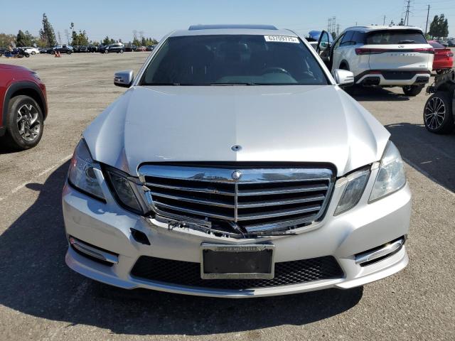  MERCEDES-BENZ E-CLASS 2013 Srebrny