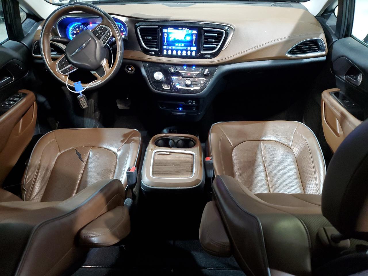 2017 Chrysler Pacifica Limited VIN: 2C4RC1GG6HR570030 Lot: 65559815
