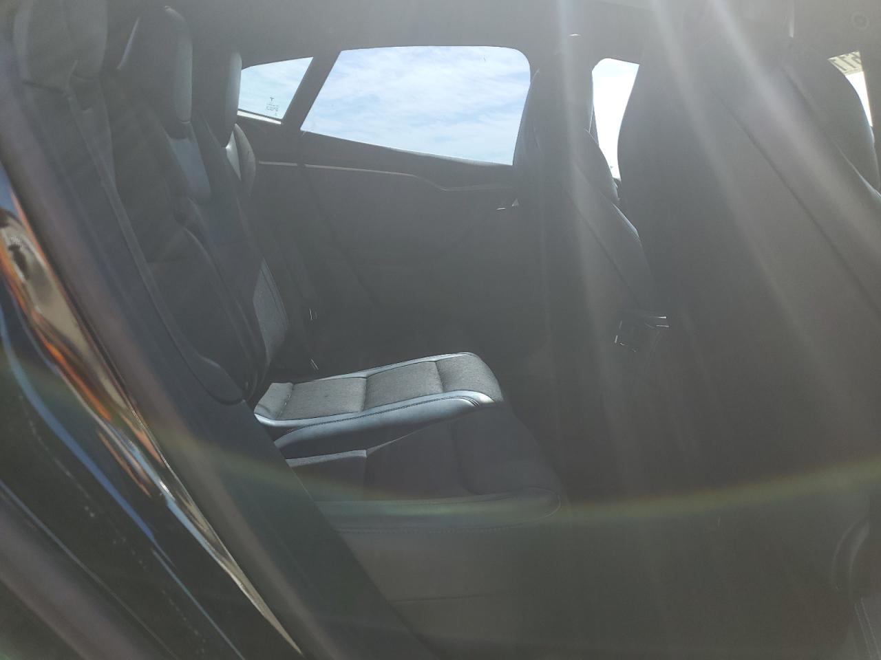 2018 Tesla Model S VIN: 5YJSA1E27JF266754 Lot: 65561125