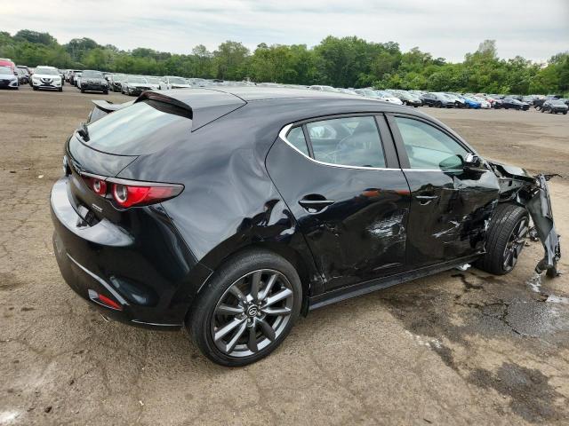 MAZDA 3 2022 Czarny