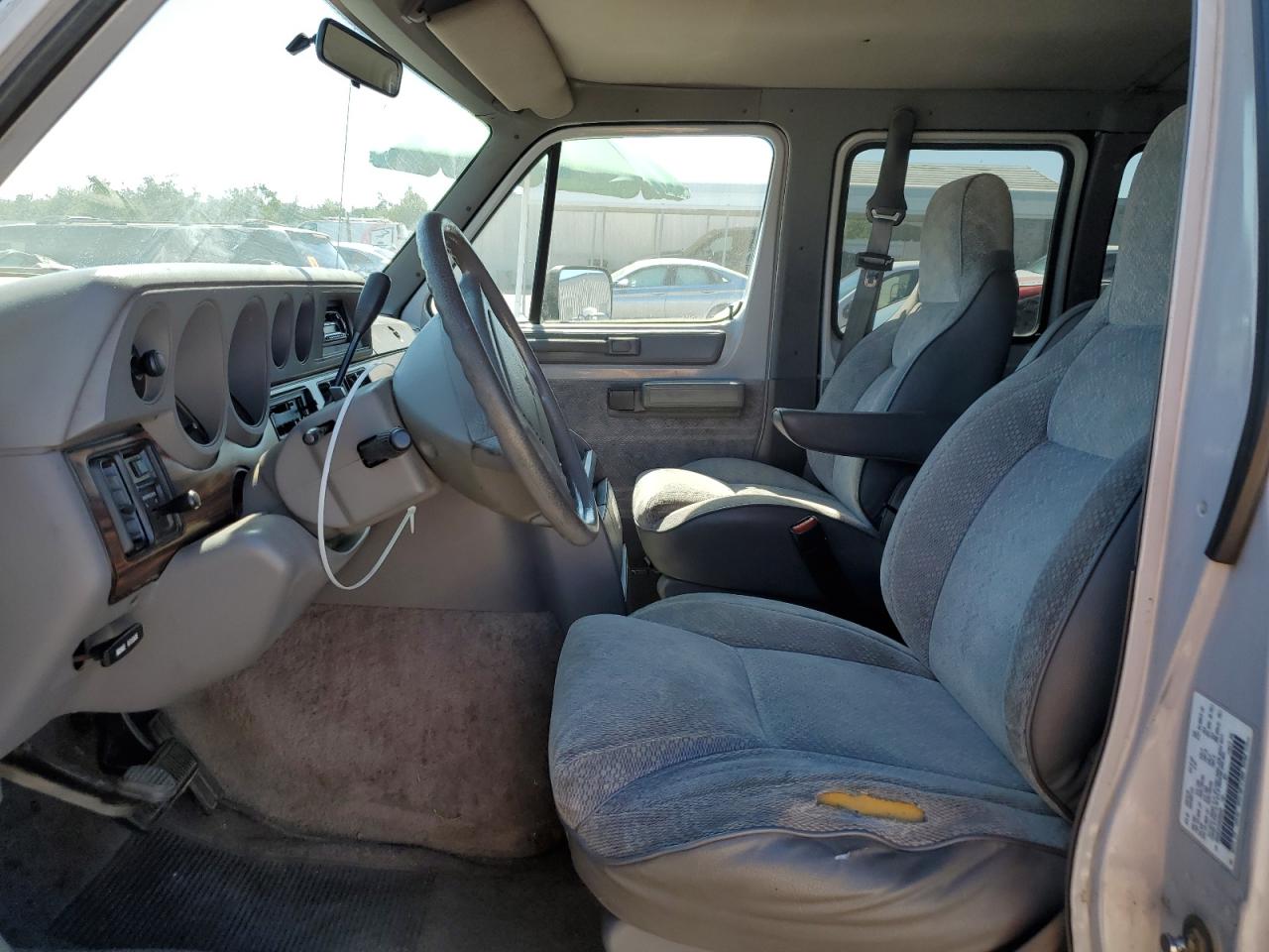 1997 Dodge Ram Wagon B1500 VIN: 2B4HB15Y2VK550420 Lot: 64066875